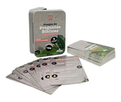 Un juego de tarjetas con preguntas sobre la Biblia en español, con un estuche metálico y varias tarjetas dispuestas en abanico en las que se muestran preguntas y respuestas.