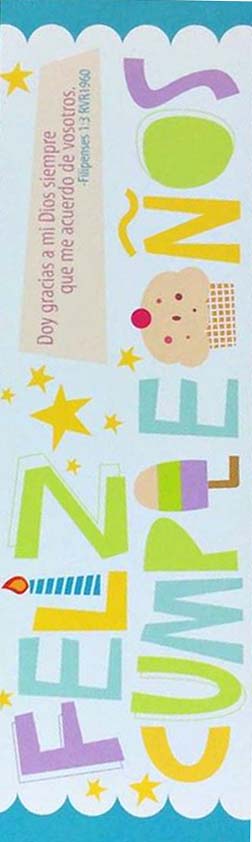 Tarjeta de cumpleaños española muy colorida con las palabras «Feliz Cumpleaños» y un versículo bíblico, decorada con estrellas, una vela y confeti. Disponible en paquetes de 25, ideal para la compra al por mayor o para celebraciones en grupo.