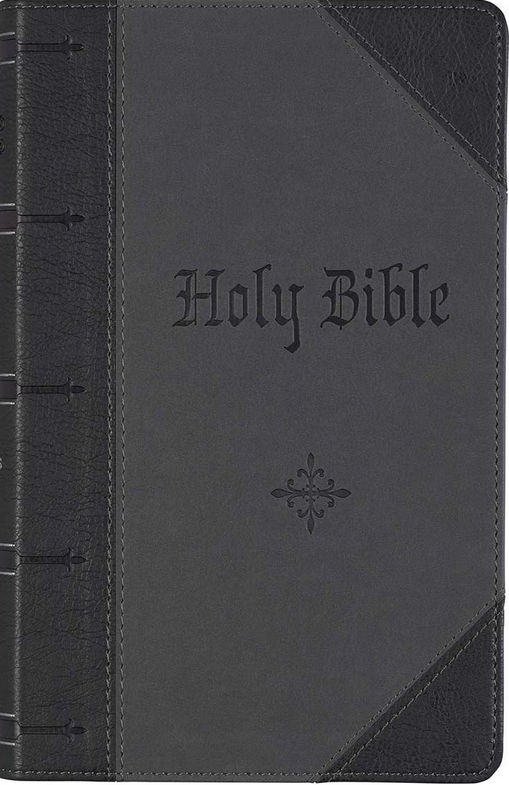 Una Biblia de tapa dura, encuadernada en cuero gris oscuro y negro, con índice de pulgar, costuras decorativas y texto en relieve en la cubierta.