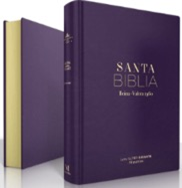 Se muestran dos libros de tapa dura de color morado; en la portada de uno de ellos se lee «Santa Biblia Reina-Valera 1960» en letra de 19 puntos, lo que destaca que se trata de una Biblia Super Gigante.