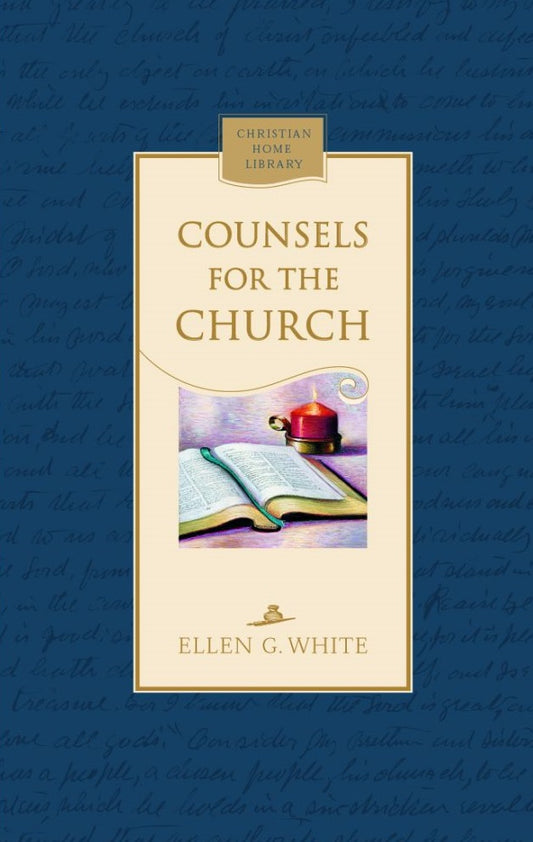 Portada en tapa dura del libro «Consejos para la Iglesia», de Ellen White, en la que aparecen una Biblia abierta y una vela sobre un fondo azul, lo que pone de relieve sus escritos inspirados.