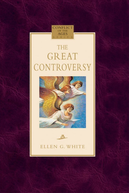 Portada del libro *El gran conflicto*, de Ellen G. White, en la que aparecen tres ángeles volando sobre un fondo granate, lo que refleja el conflicto inminente entre Dios y Satanás, con el título de la colección «Conflicto de los siglos» en la parte superior.