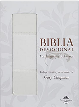 Portada del libro «Biblia Devocional: Los lenguajes del amor», que recoge los devocionales y estudios bíblicos de Gary Chapman, con un fondo floral blanco y un diseño sencillo.