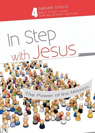 Portada de una guía de estudio bíblico titulada «Al paso con Jesús: El poder de la misión», en la que aparecen personajes de dibujos animados estilizados reunidos bajo una pancarta; ideal para los nuevos miembros de la Iglesia Adventista del Séptimo Día que buscan guías de estudio bíblico atractivas.