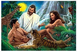 Tres personas están sentadas entre animales y plantas en un exuberante entorno tropical, con una cascada y un sol radiante al fondo, todo ello perfectamente plasmado en una postal de 5 x 7 pulgadas.