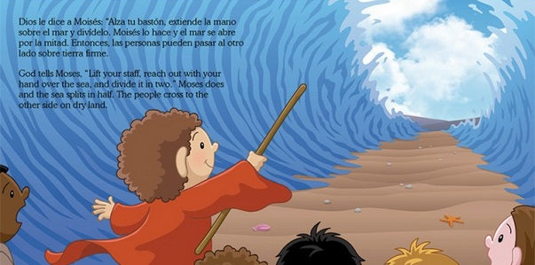 Ilustración de cómic en la que se ve a Moisés abriendo el Mar Rojo, con gente observando cómo se abre el mar y aparece un camino seco. Procedente del librito bilingüe «Pequeños Héroes de la Biblia», este libro para niños incluye un texto explicativo bilingüe.
