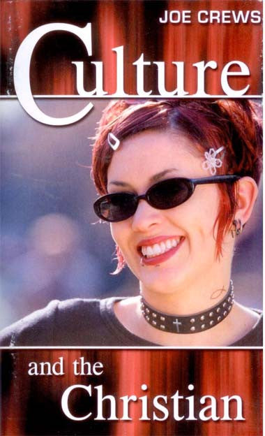 Portada del libro *Culture and the Christian*, de Joe Crews, en la que aparece una mujer con el pelo corto y pelirrojo, gafas de sol y una gargantilla, sonriendo con personalidad sobre un fondo difuminado —un guiño a la aceptación de la cultura cristiana—.